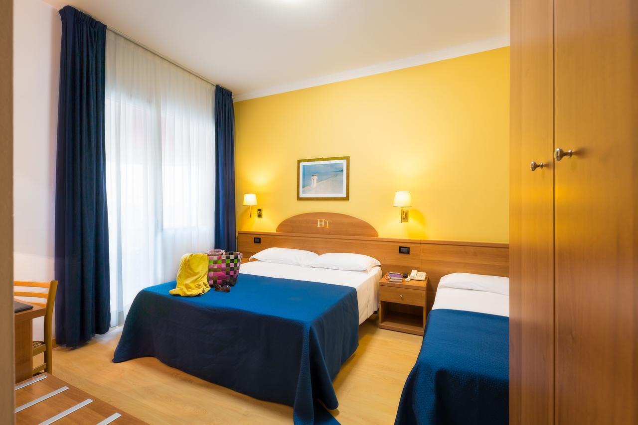 Hotel Tritone Caorle Zewnętrze zdjęcie
