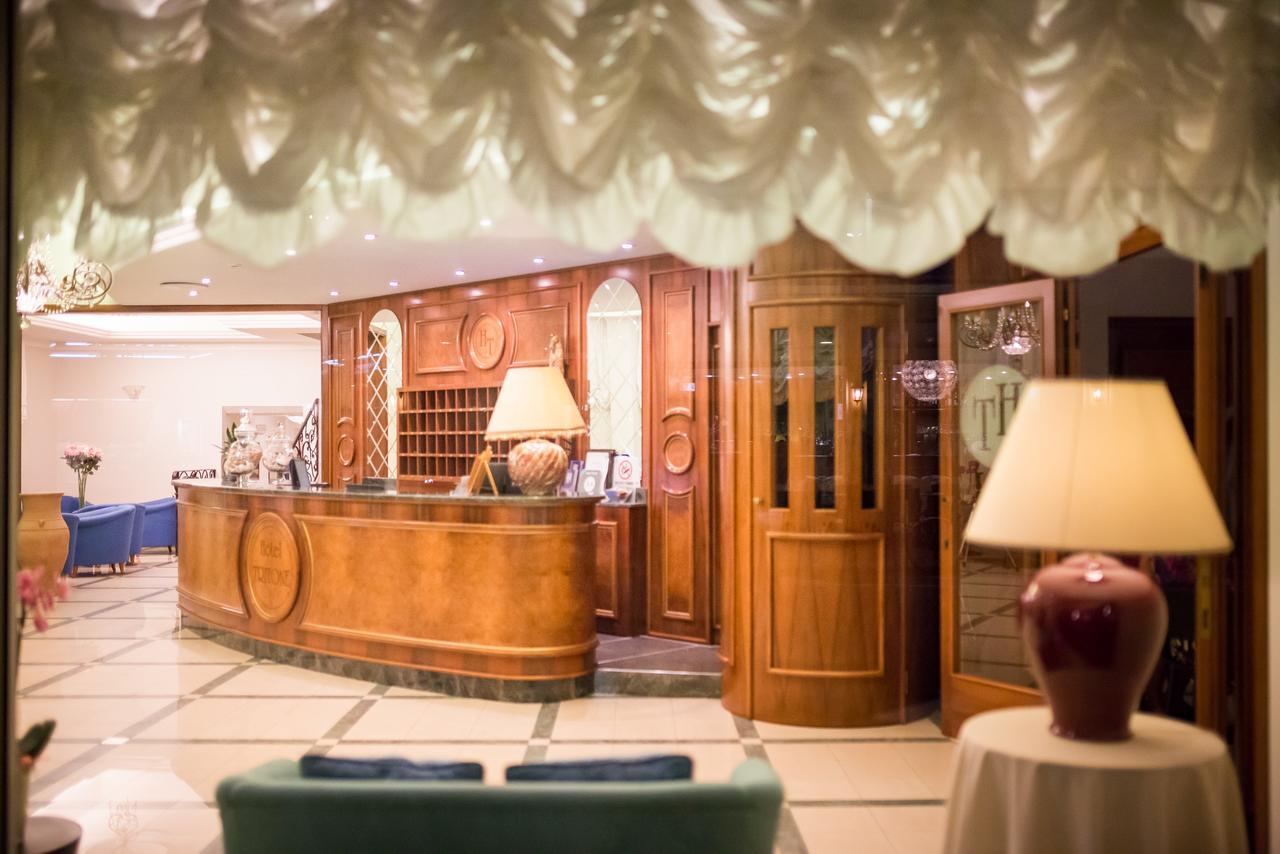 Hotel Tritone Caorle Zewnętrze zdjęcie