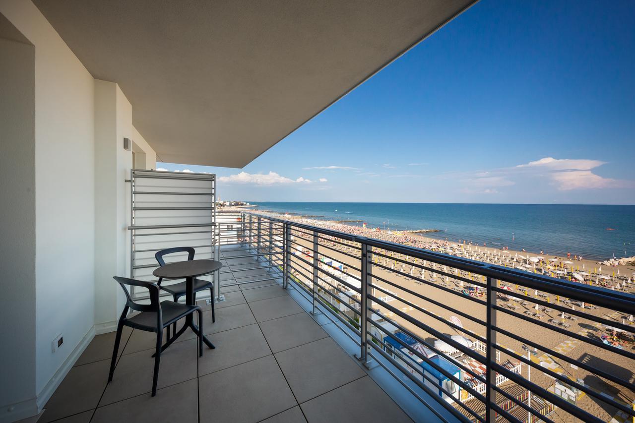 Hotel Tritone Caorle Zewnętrze zdjęcie