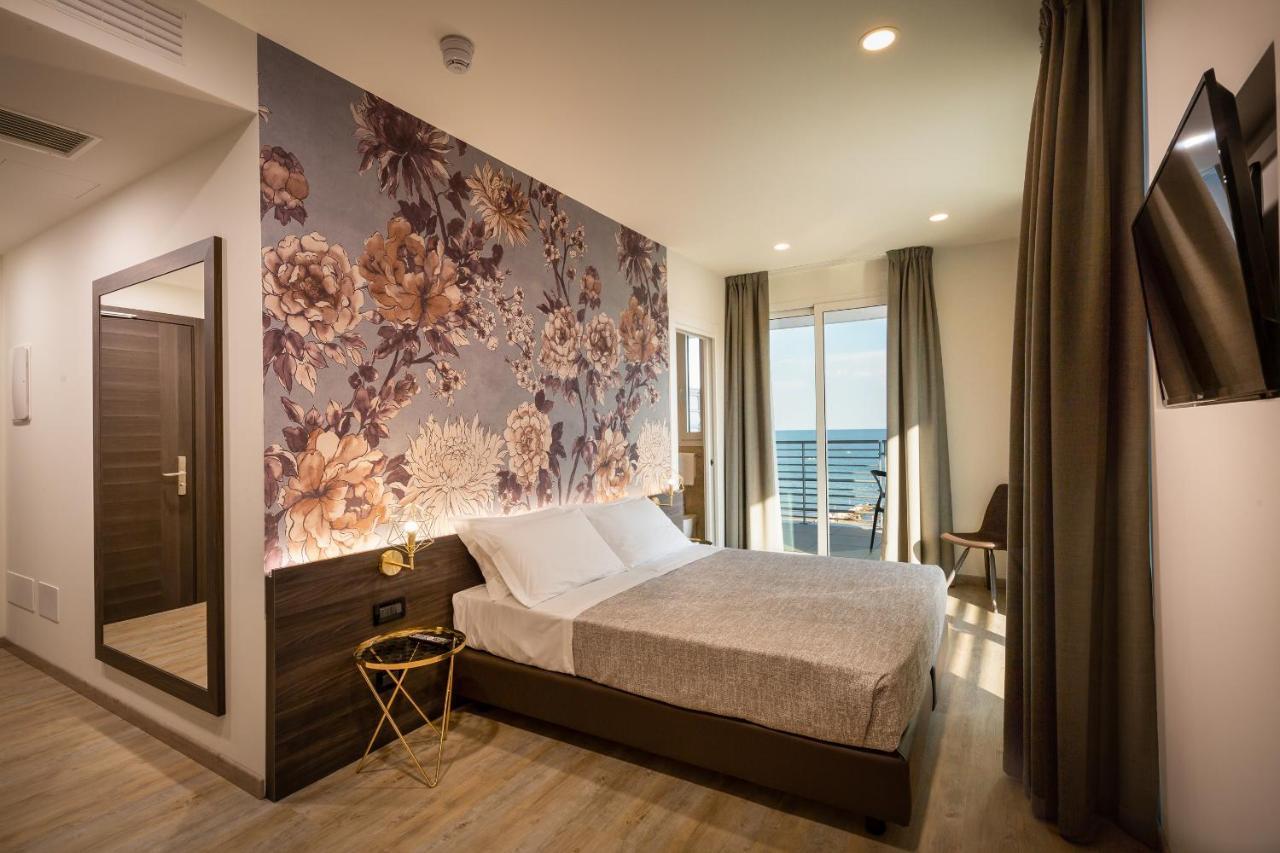 Hotel Tritone Caorle Zewnętrze zdjęcie