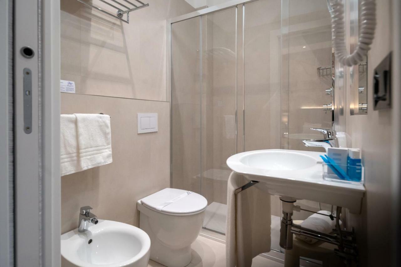 Hotel Tritone Caorle Zewnętrze zdjęcie